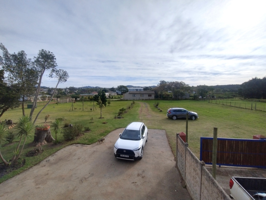 6 Bedroom Property for Sale in Kruisfontein Eastern Cape